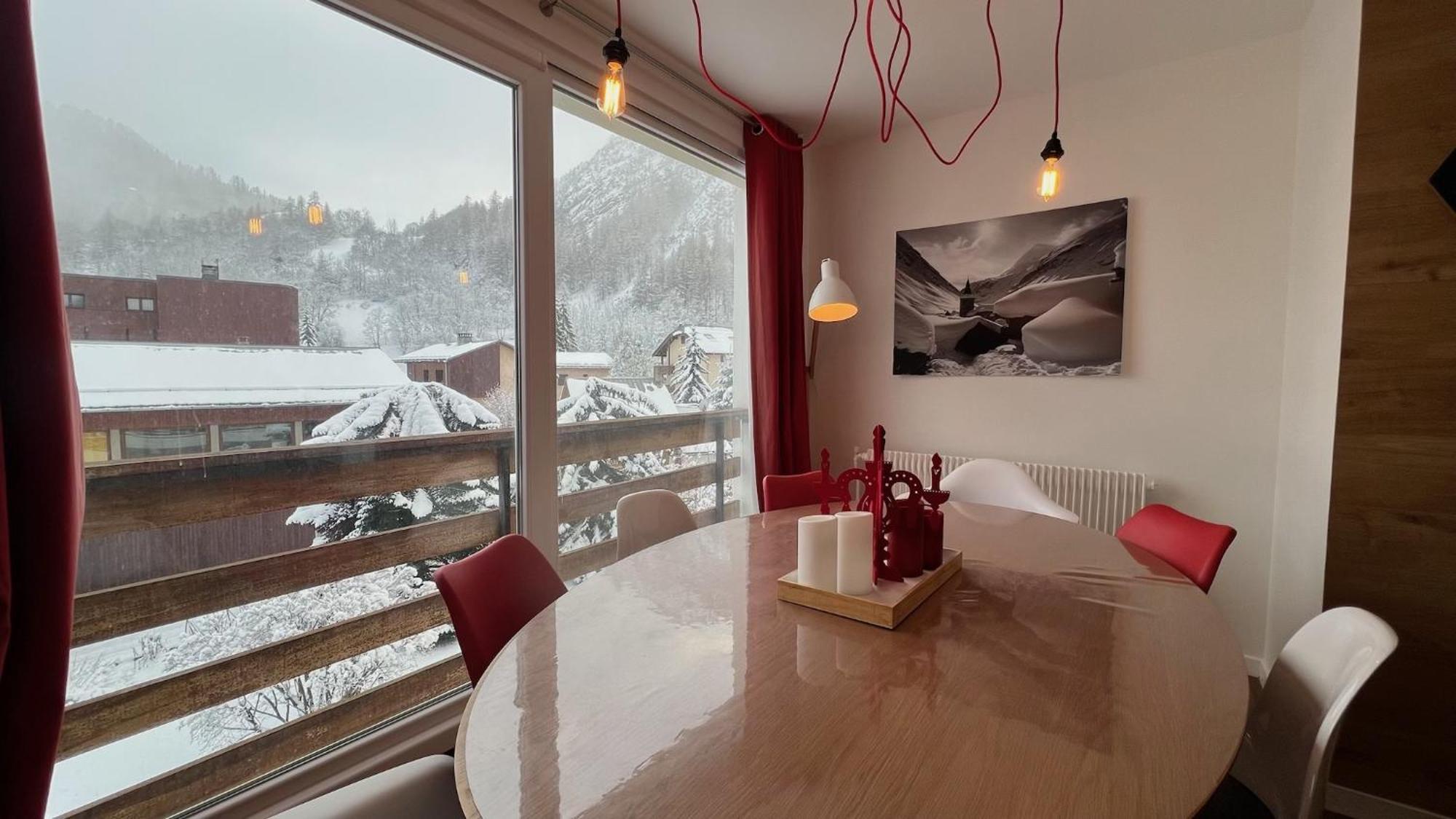 Rouge Canneberge -8 Personnes- 84M2 Vue Degagee Setaz Валуар Экстерьер фото